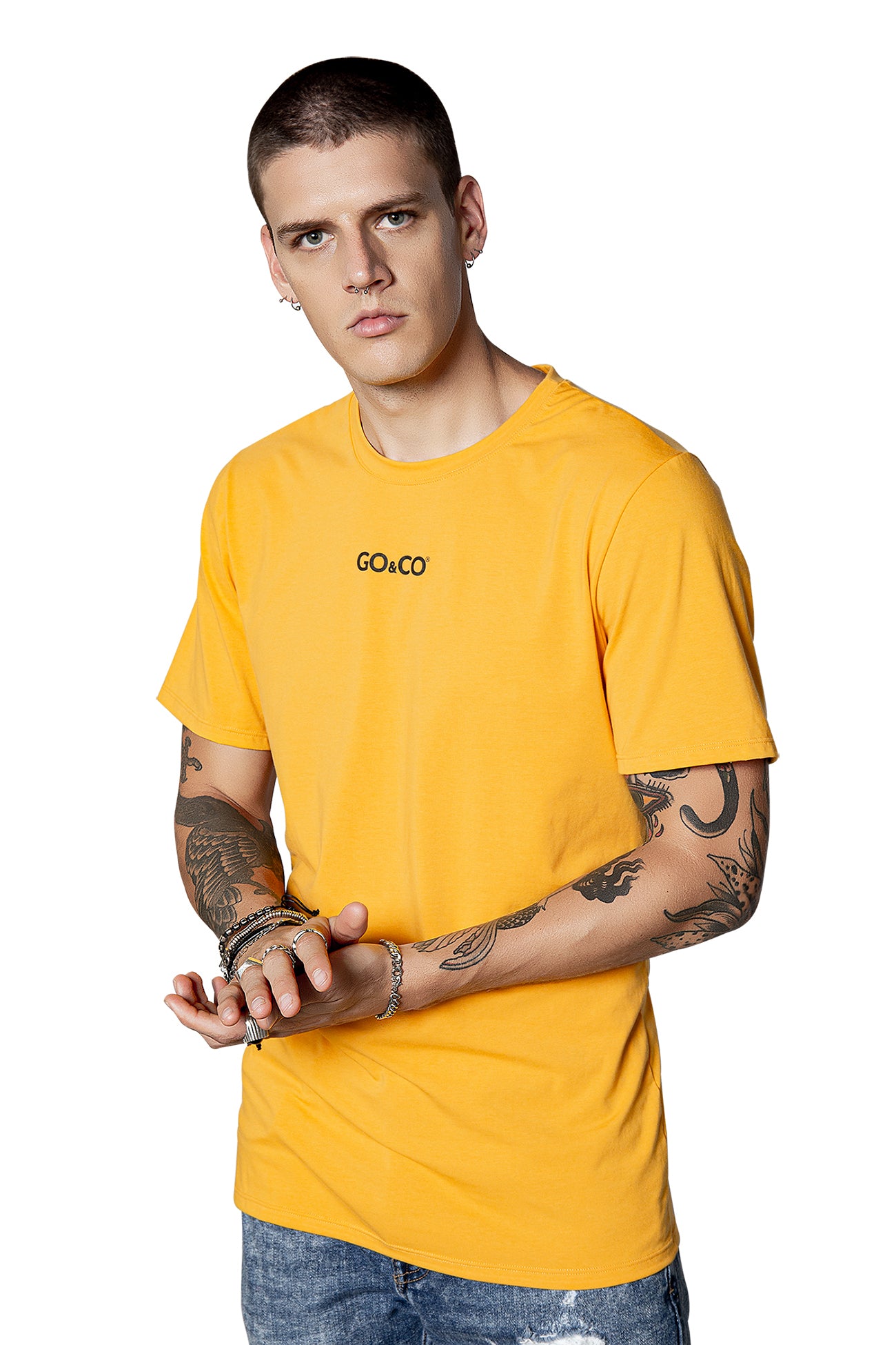 Camiseta GO&CO estampada mostaza